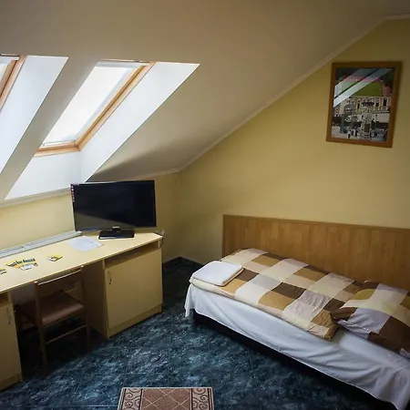 Cívis 3* Debrecen