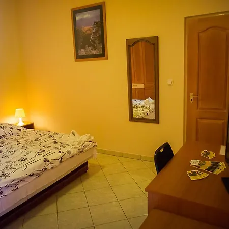Bed and Breakfast Civis Szallashely Ντέμπρετσεν