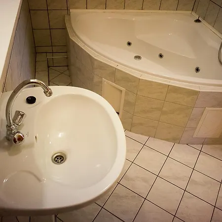 Bed & Breakfast Cívis 3*